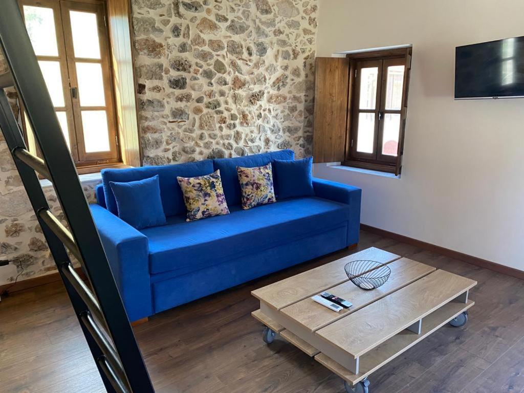 Indigo Leonidion Appartement Buitenkant foto